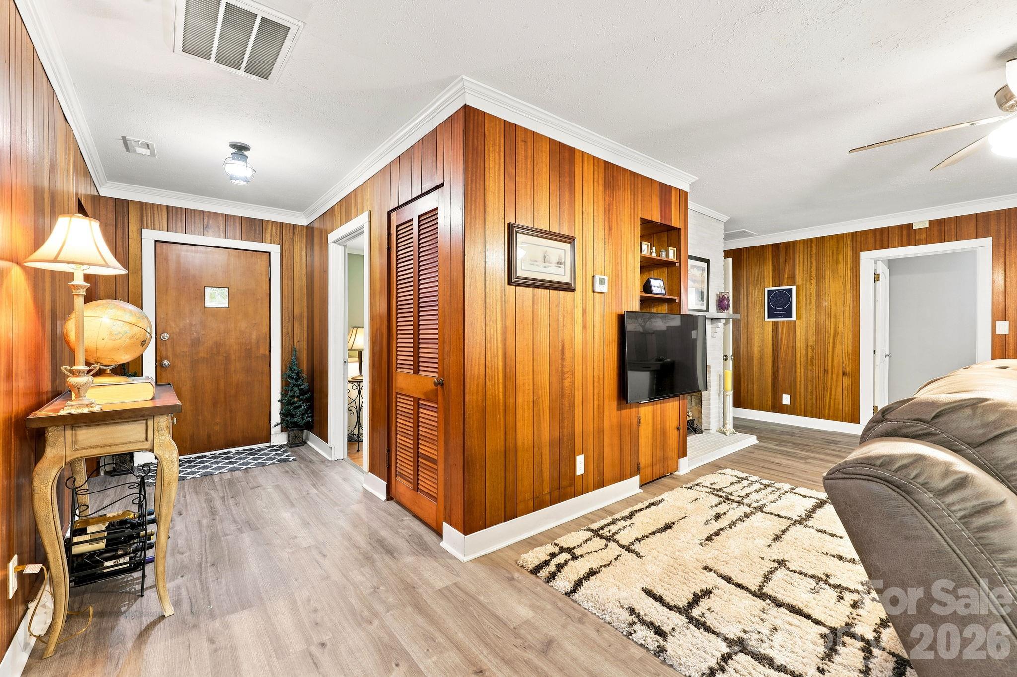 Single Family Residence at 138 Circle Drive, Thomasville, photo 10 of 36