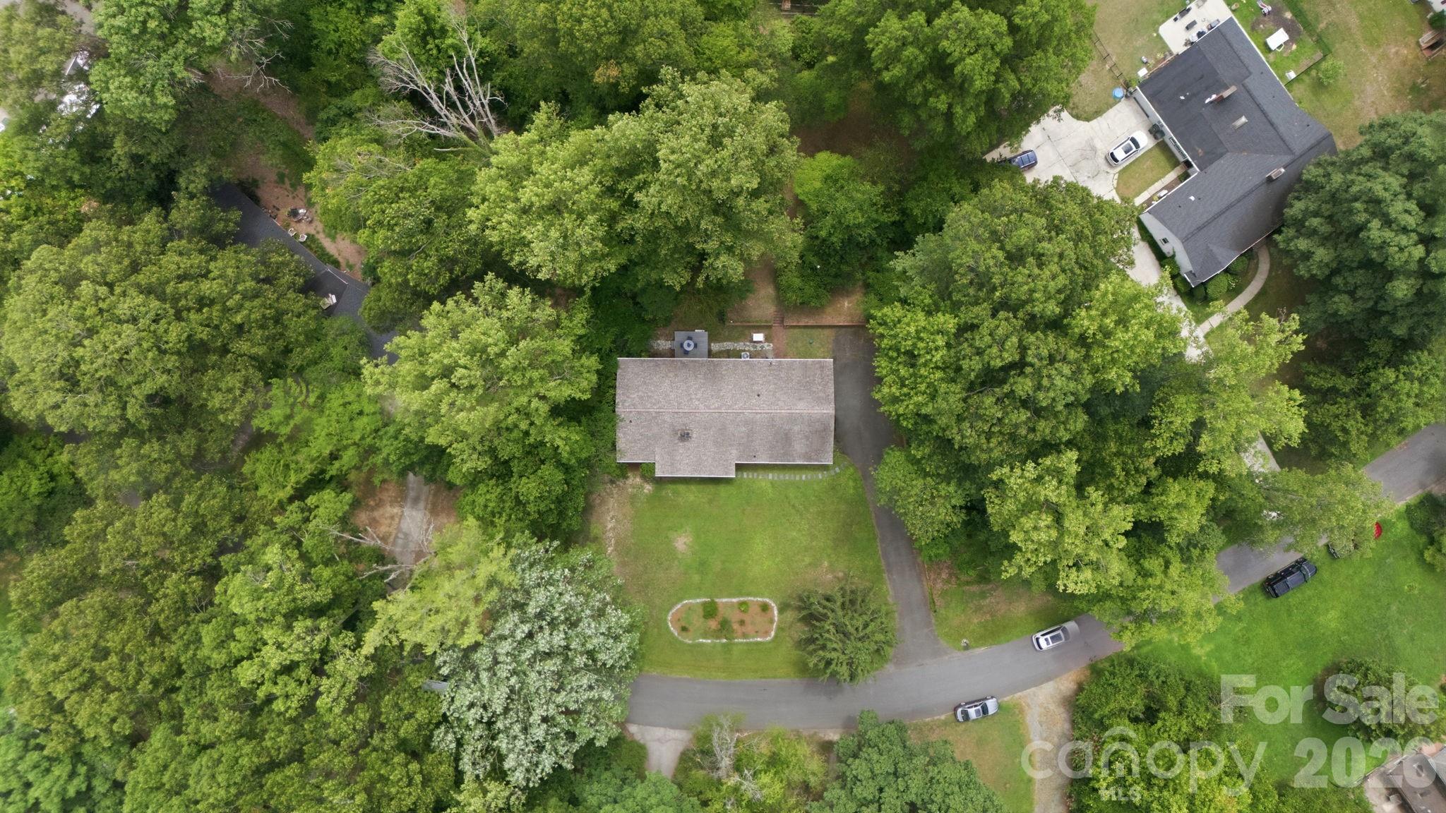 Single Family Residence at 138 Circle Drive, Thomasville, photo 32 of 36