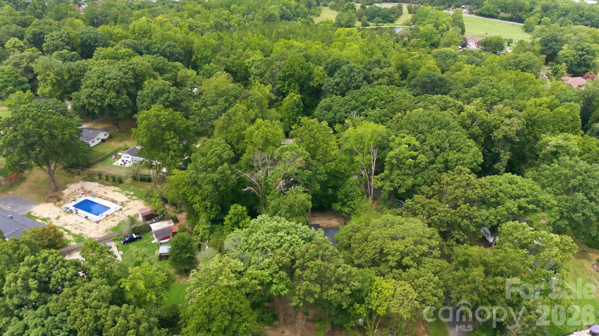 Single Family Residence at 138 Circle Drive, Thomasville, photo 35 of 36