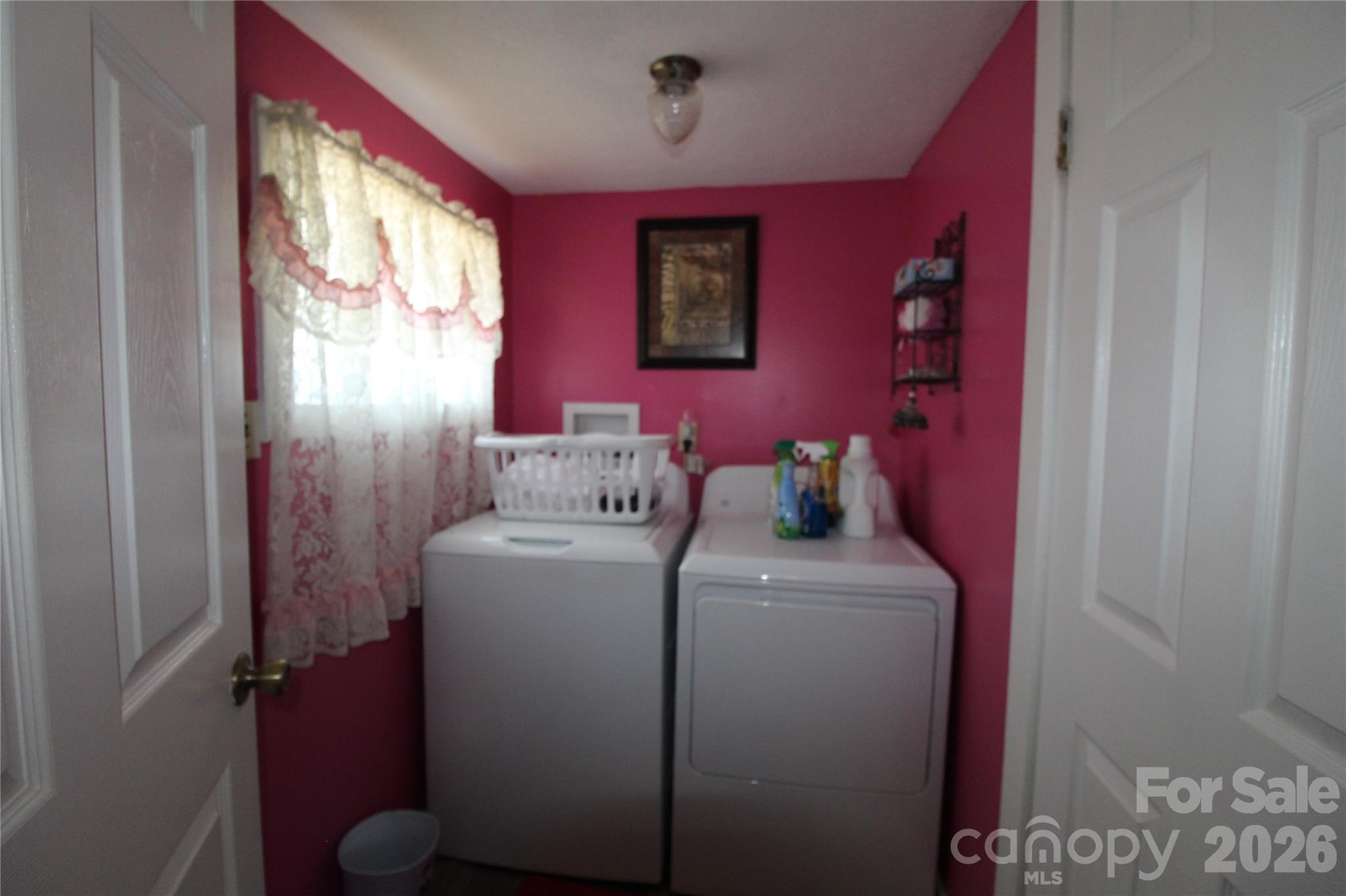 Laundry - 438 Folk Street NW, Lenoir