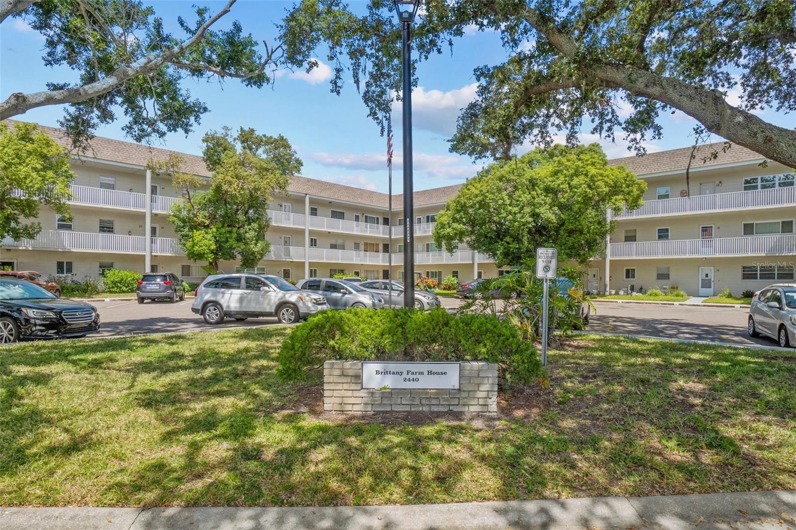 2440 WORLD PARKWAY BLVD #52