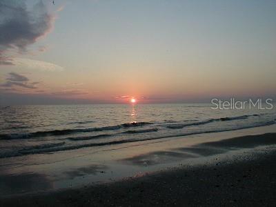 After dinner, catch a breathtaking sunset. This paradise is in your backyard so be sure to enjoy it. - 14473 EDNA CIR, PORT CHARLOTTE