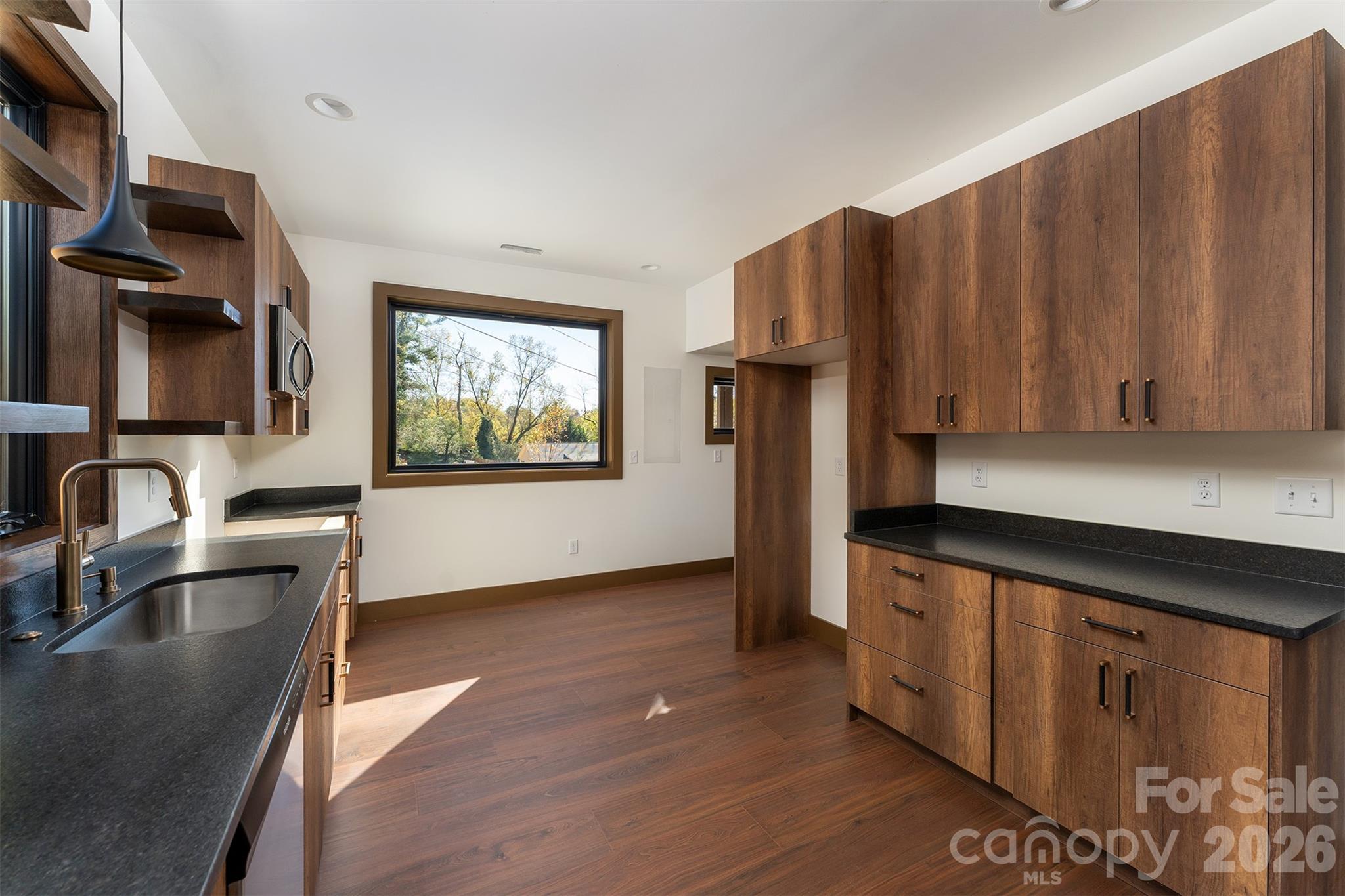Single Family Residence at 119 N Bear Creek Road, Asheville, photo 17 of 30