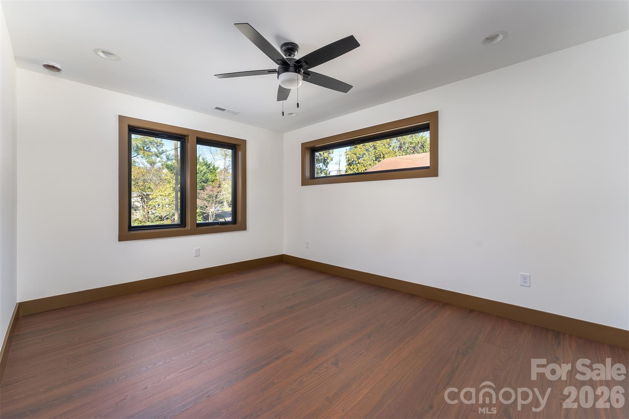 Single Family Residence at 119 N Bear Creek Road, Asheville, photo 23 of 30