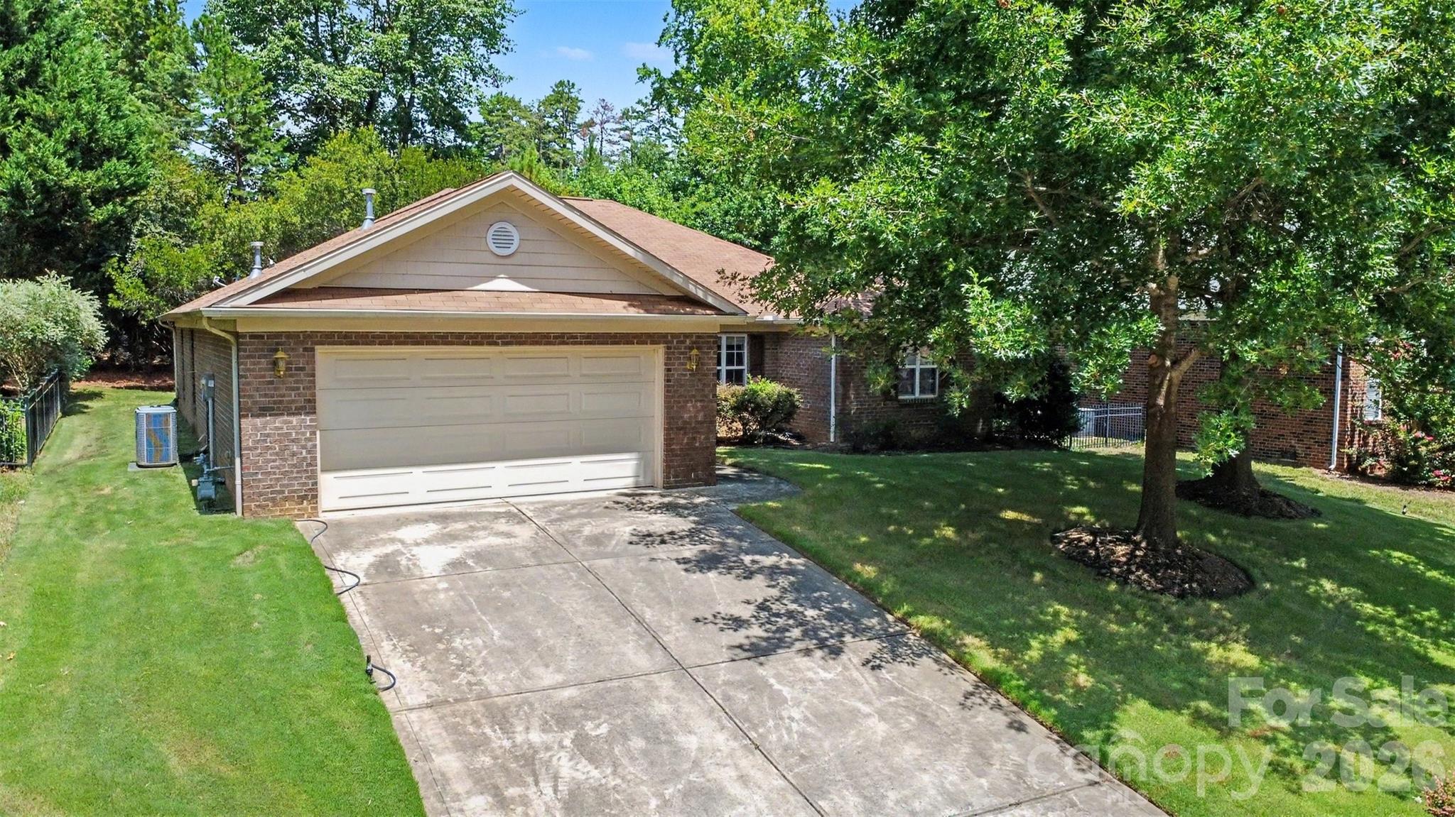 Single Family Residence at 207 Edenshire Court, Indian Trail, photo 3 of 46