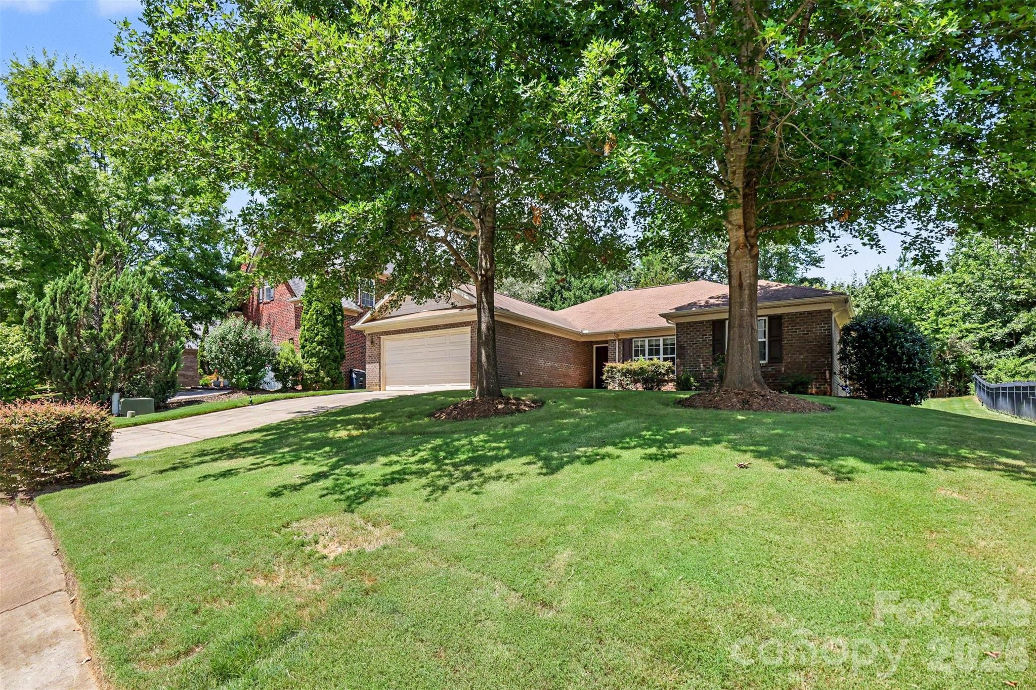 Single Family Residence at 207 Edenshire Court, Indian Trail, photo 4 of 46