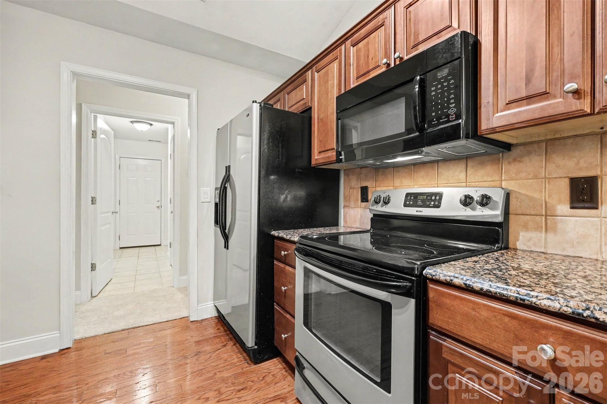 Single Family Residence at 207 Edenshire Court, Indian Trail, photo 11 of 46