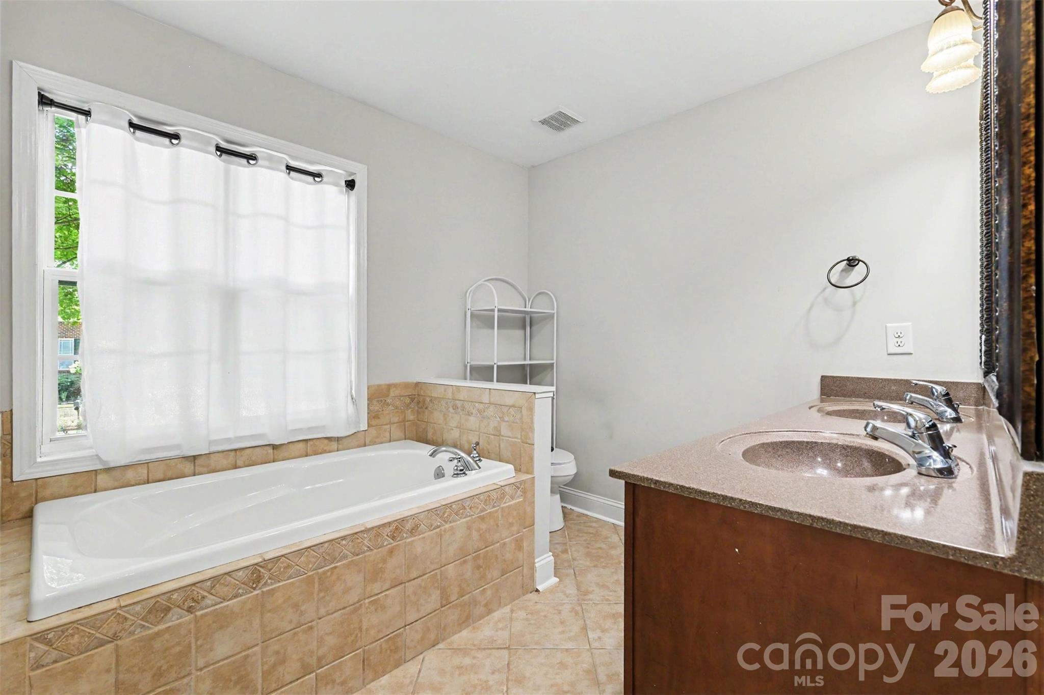 Single Family Residence at 207 Edenshire Court, Indian Trail, photo 27 of 46