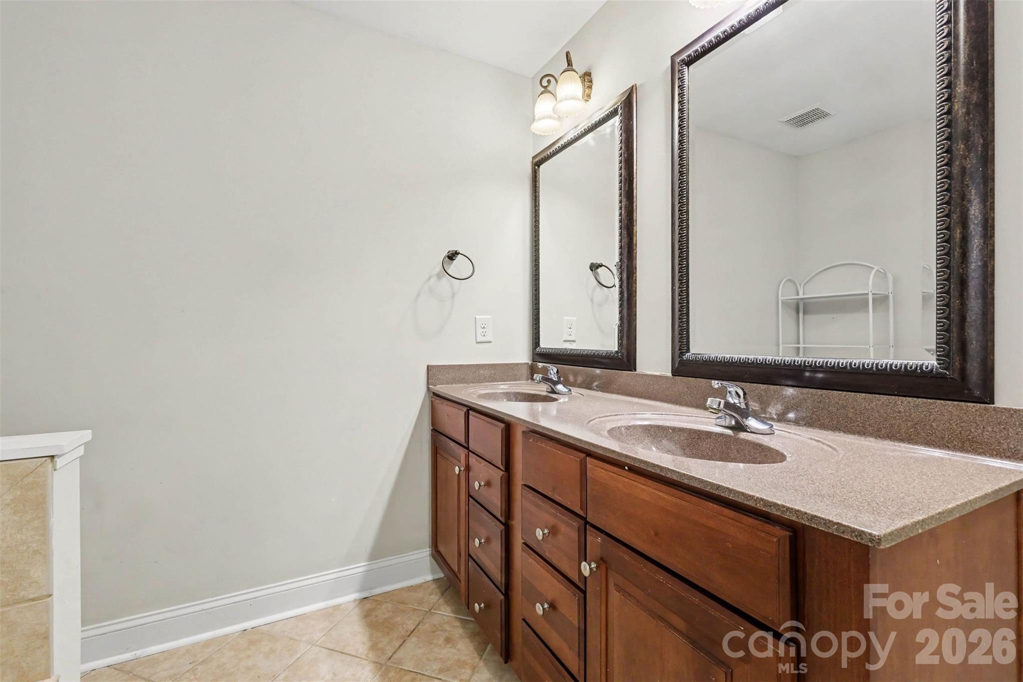 Single Family Residence at 207 Edenshire Court, Indian Trail, photo 30 of 46