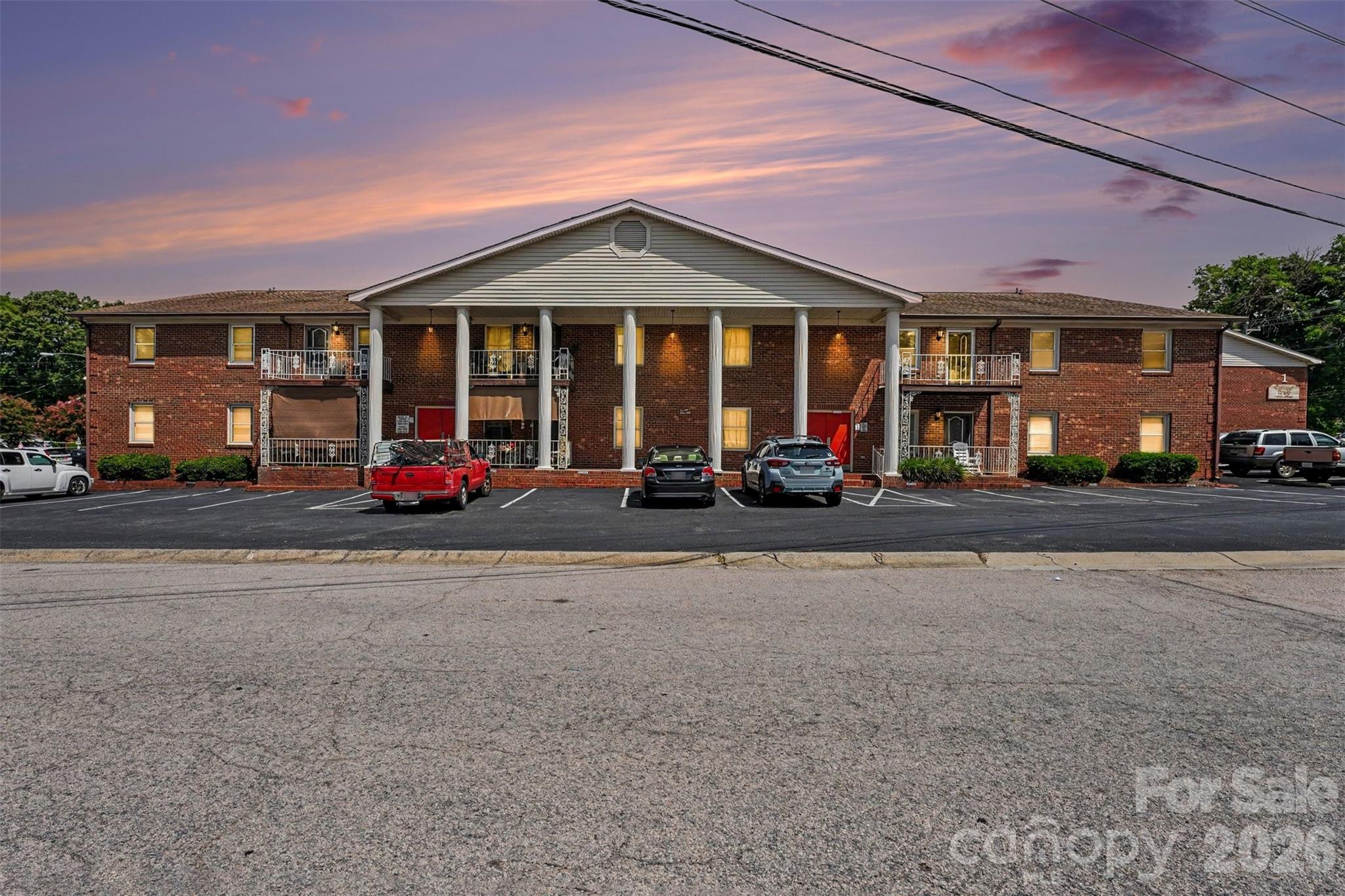 Condominium at 112 Briarcliff Drive, Kannapolis, photo 2 of 31
