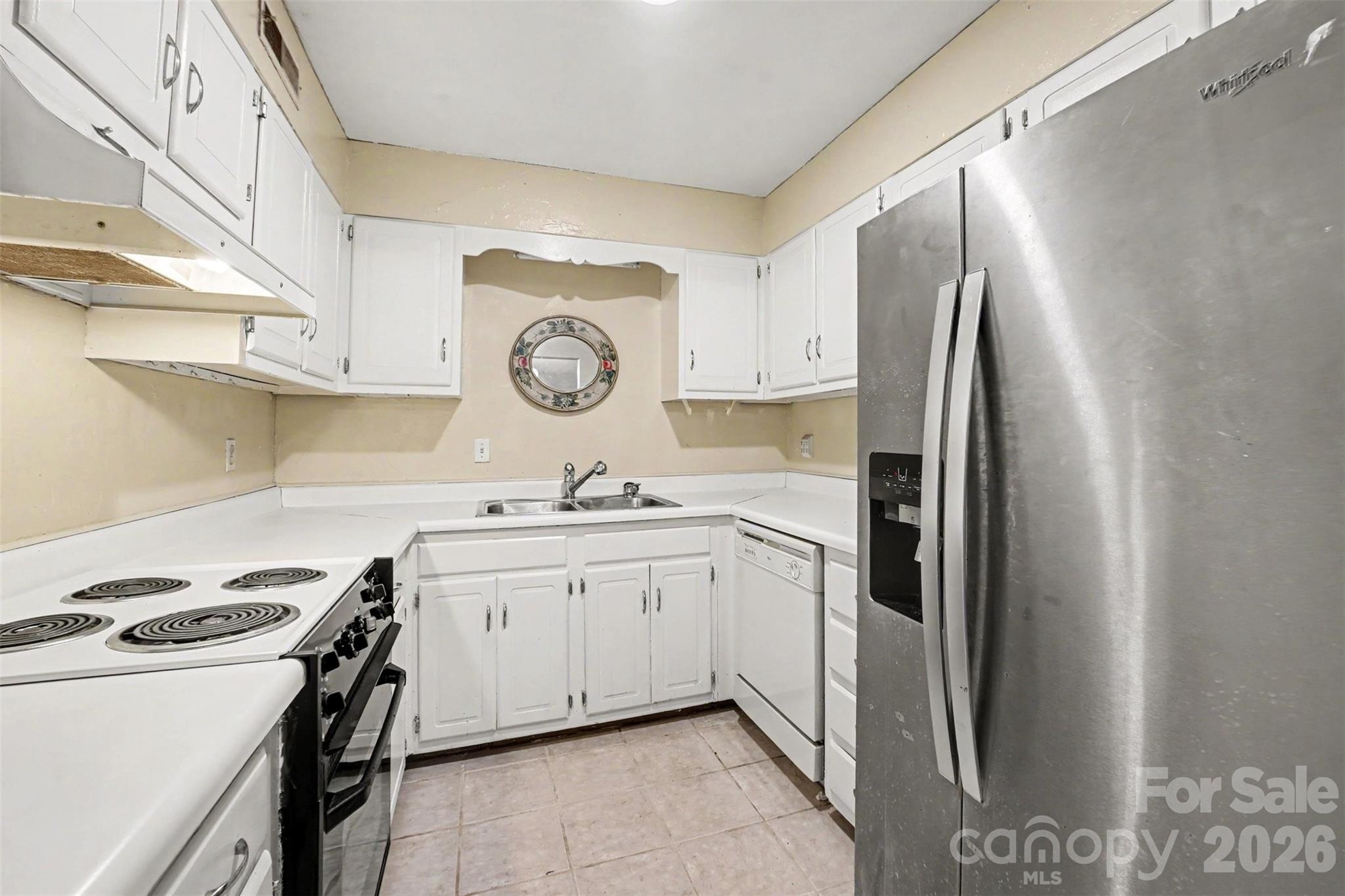 Condominium at 112 Briarcliff Drive, Kannapolis, photo 12 of 31