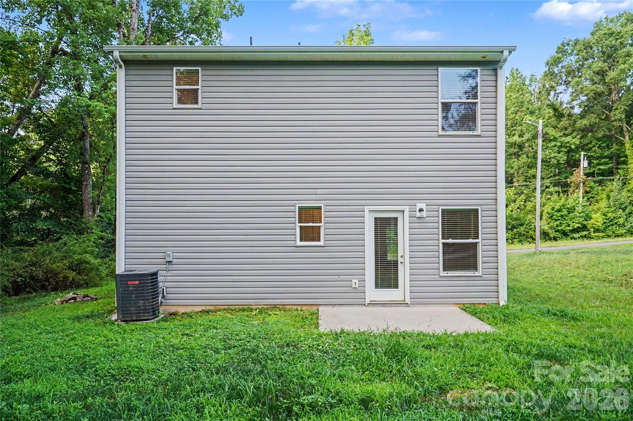 Single Family Residence at 2231 Beauty Street, Statesville, photo 14 of 17