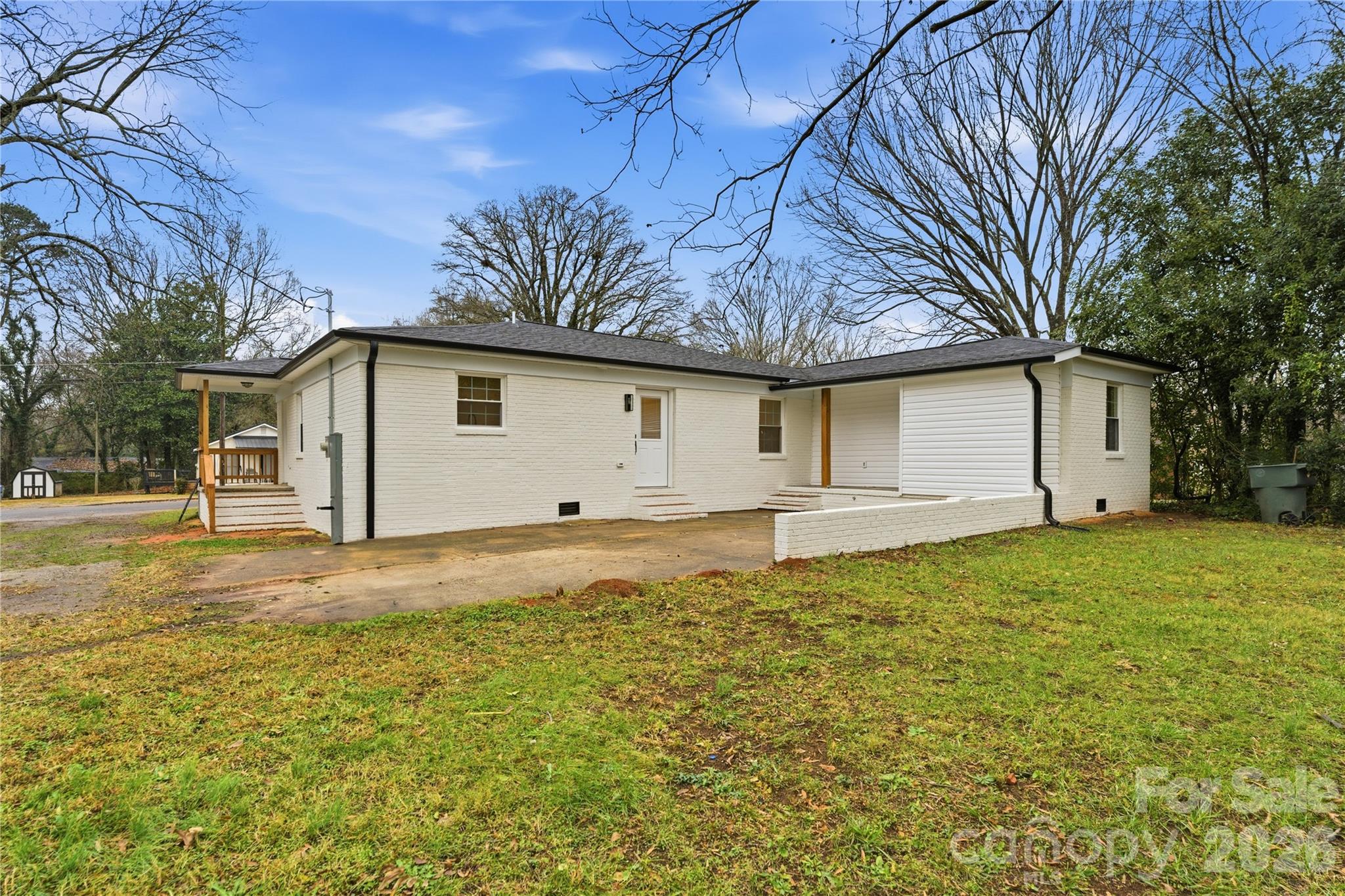 Single Family Residence at 523 Biltmore Street, Mooresville, photo 21 of 23