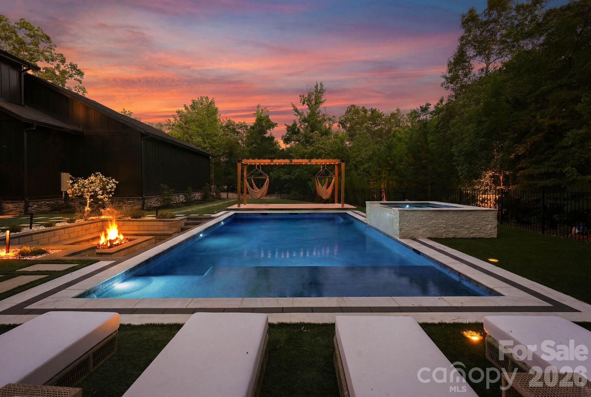 Single Family Residence at 6632 Old Settlers Road, Waxhaw, photo 11 of 48