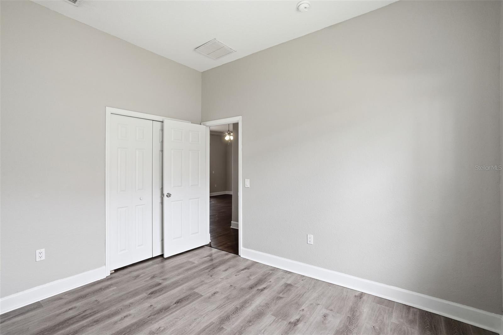 Single Family Residence at 200 LAKE ARIETTA CT, AUBURNDALE, photo 24 of 41