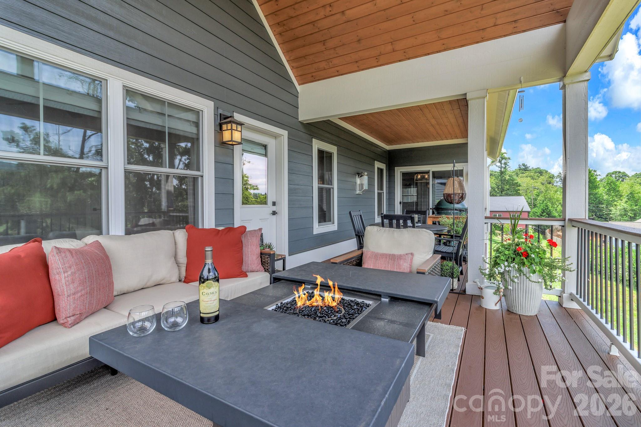 Single Family Residence at 136 Ellis Lane, Arden, photo 18 of 41