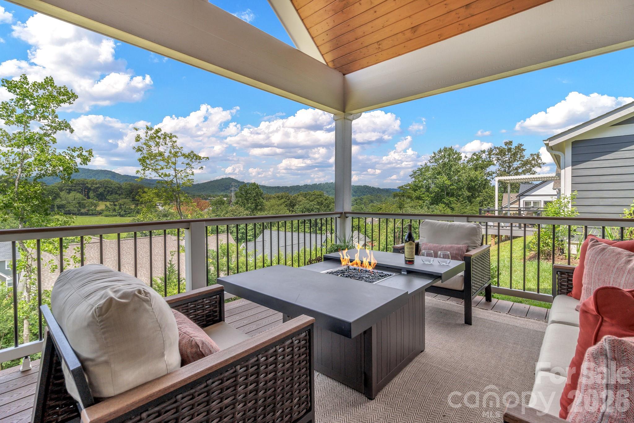 Single Family Residence at 136 Ellis Lane, Arden, photo 19 of 41