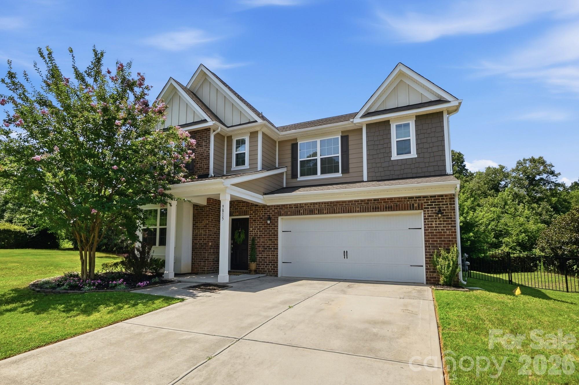 Single Family Residence at 9815 Caledenia Drive, Huntersville, photo 5 of 46