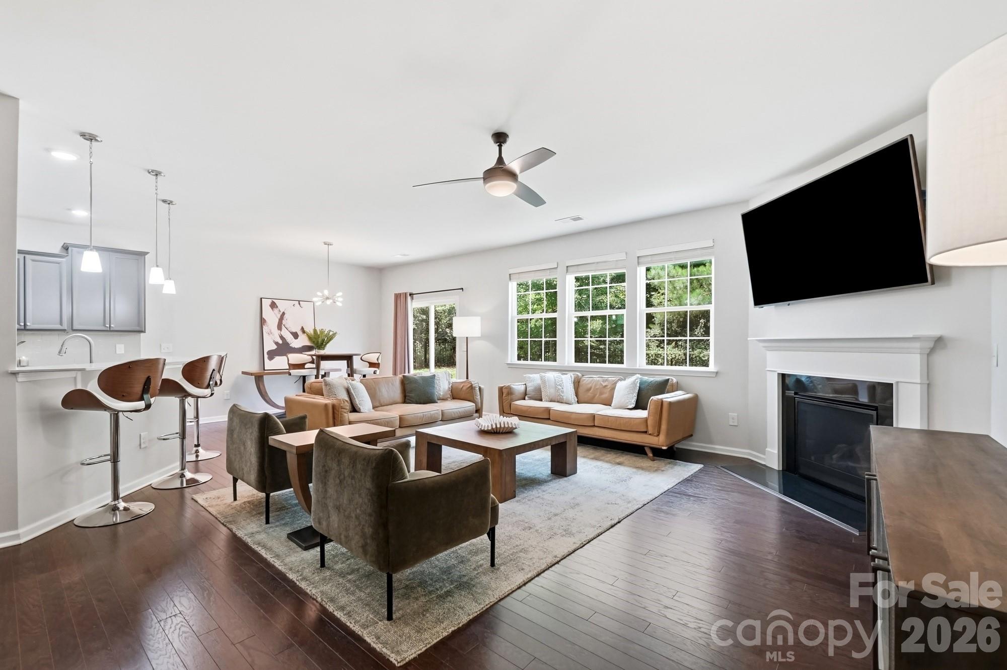 Single Family Residence at 9815 Caledenia Drive, Huntersville, photo 3 of 46