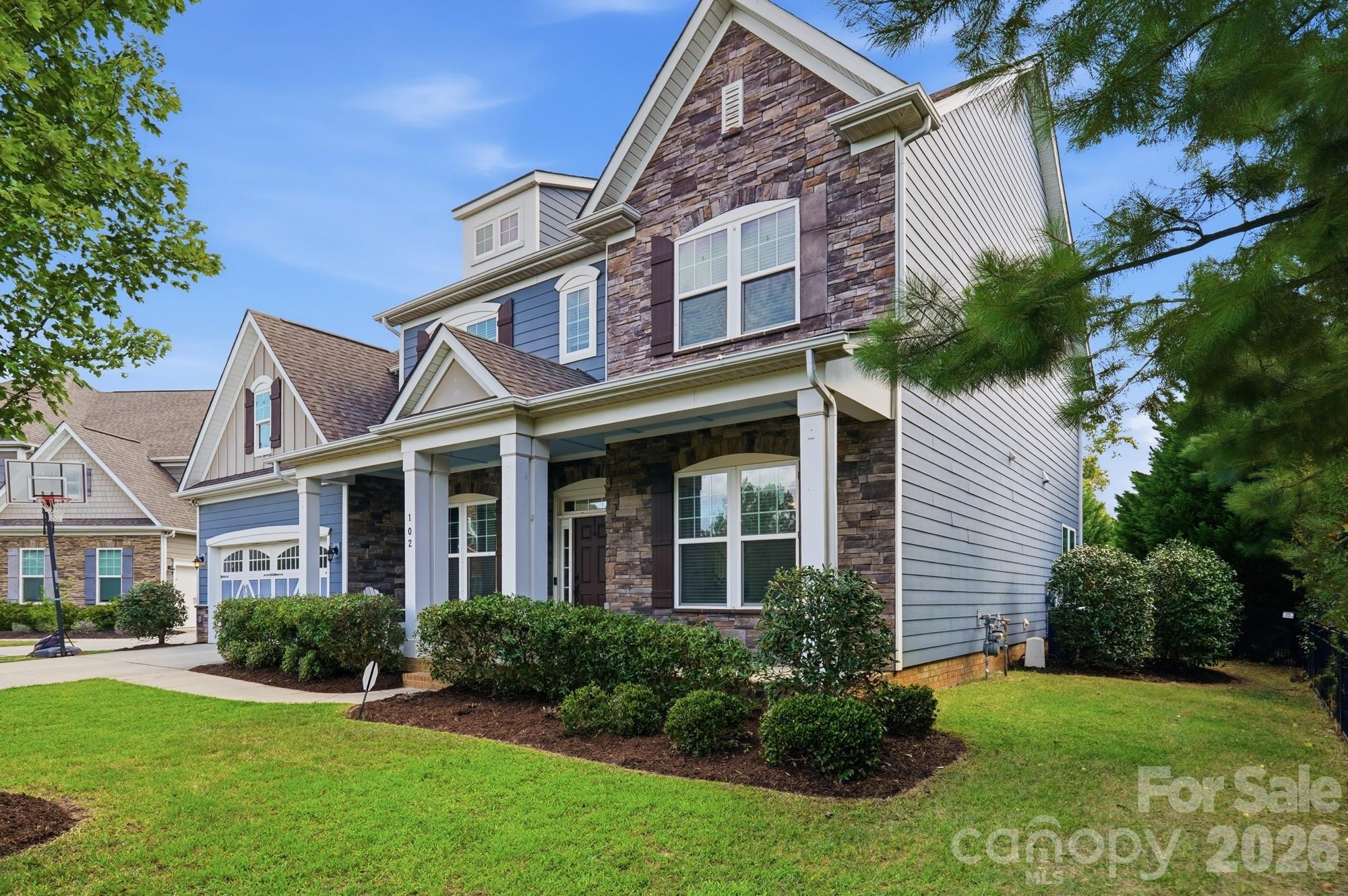 Single Family Residence at 102 Chadderton Way, Waxhaw, photo 2 of 45