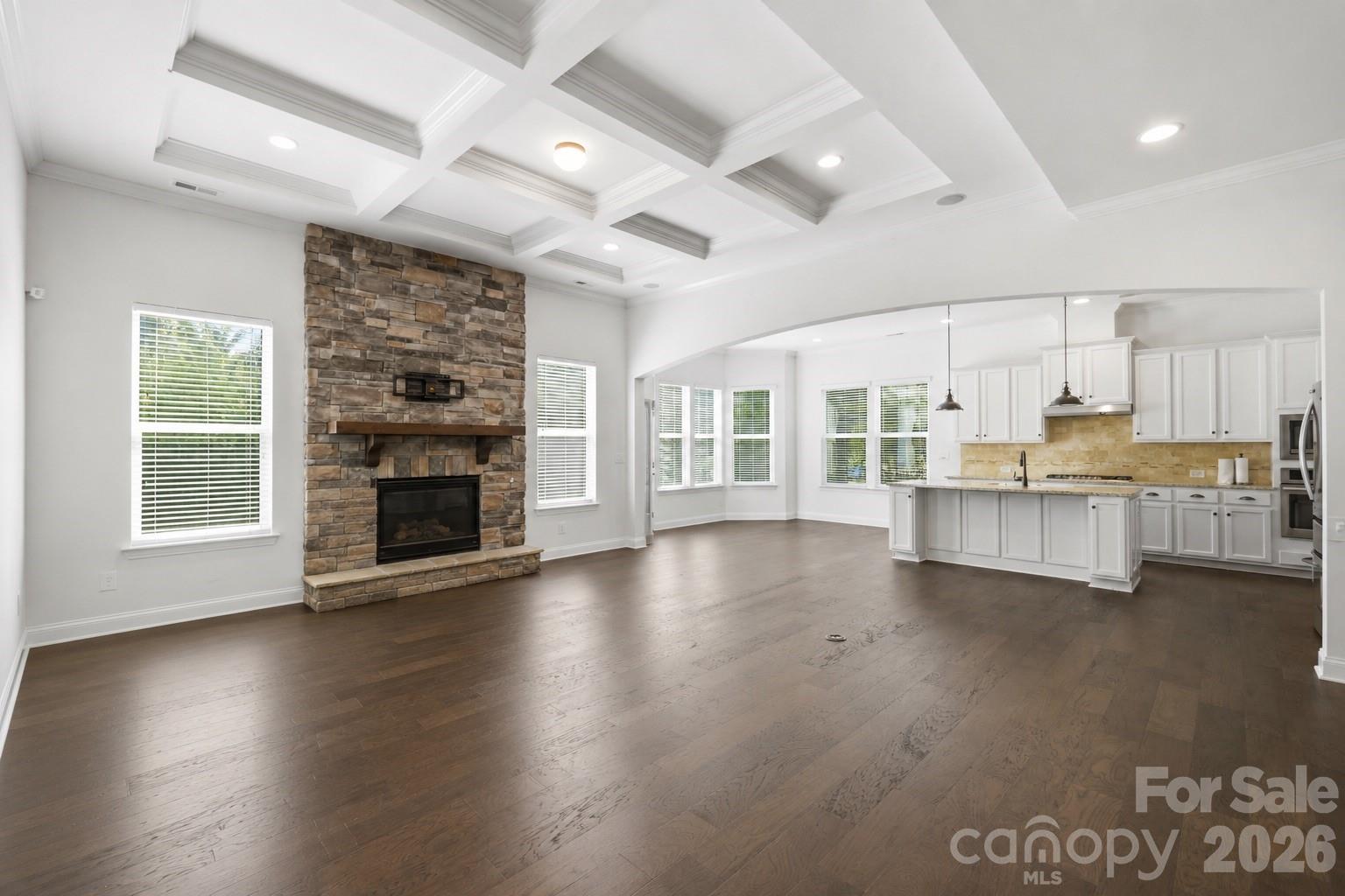 Single Family Residence at 102 Chadderton Way, Waxhaw, photo 8 of 45
