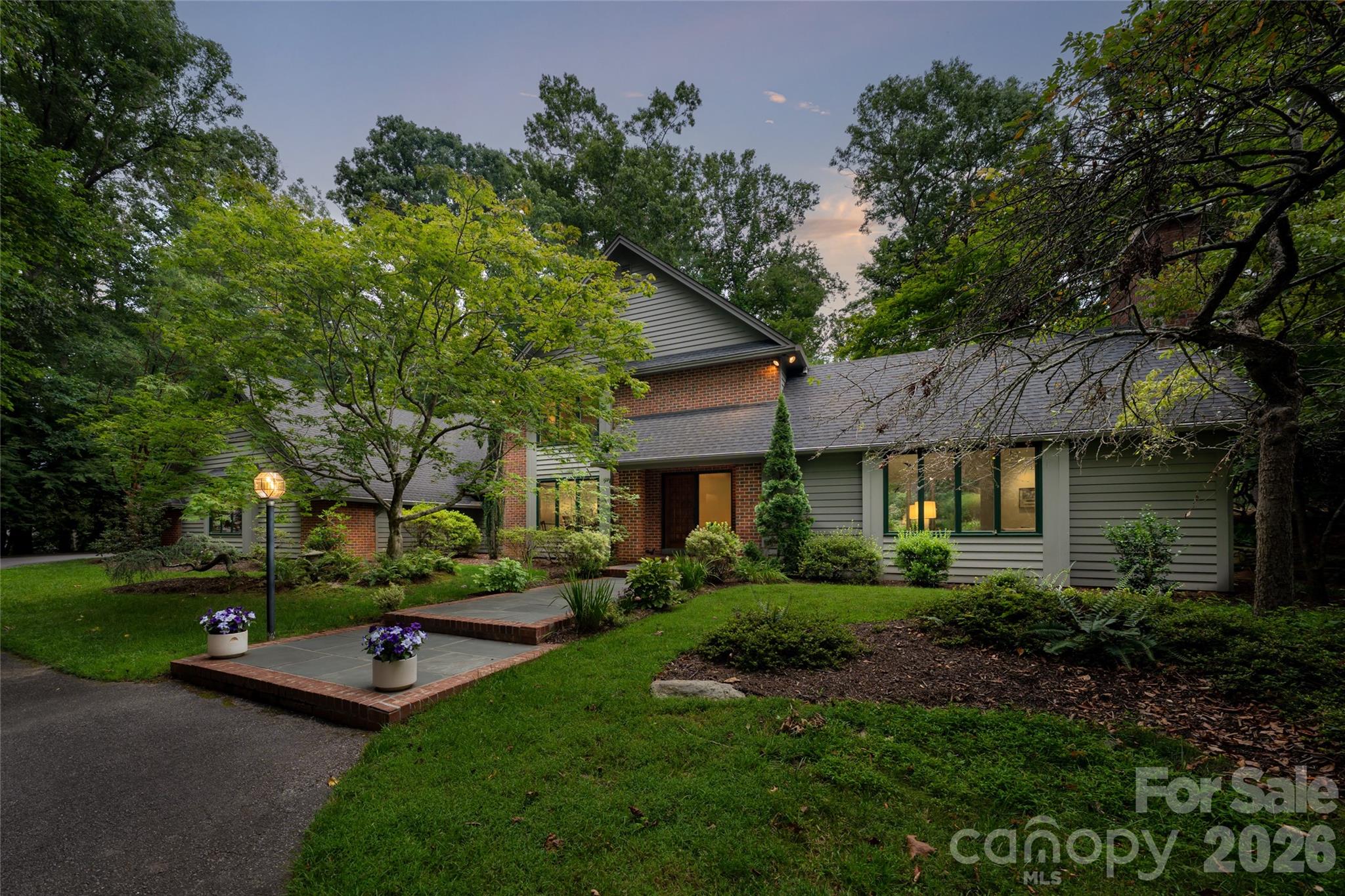 Single Family Residence at 12 Stuyvesant Crescent, Asheville, photo 36 of 45