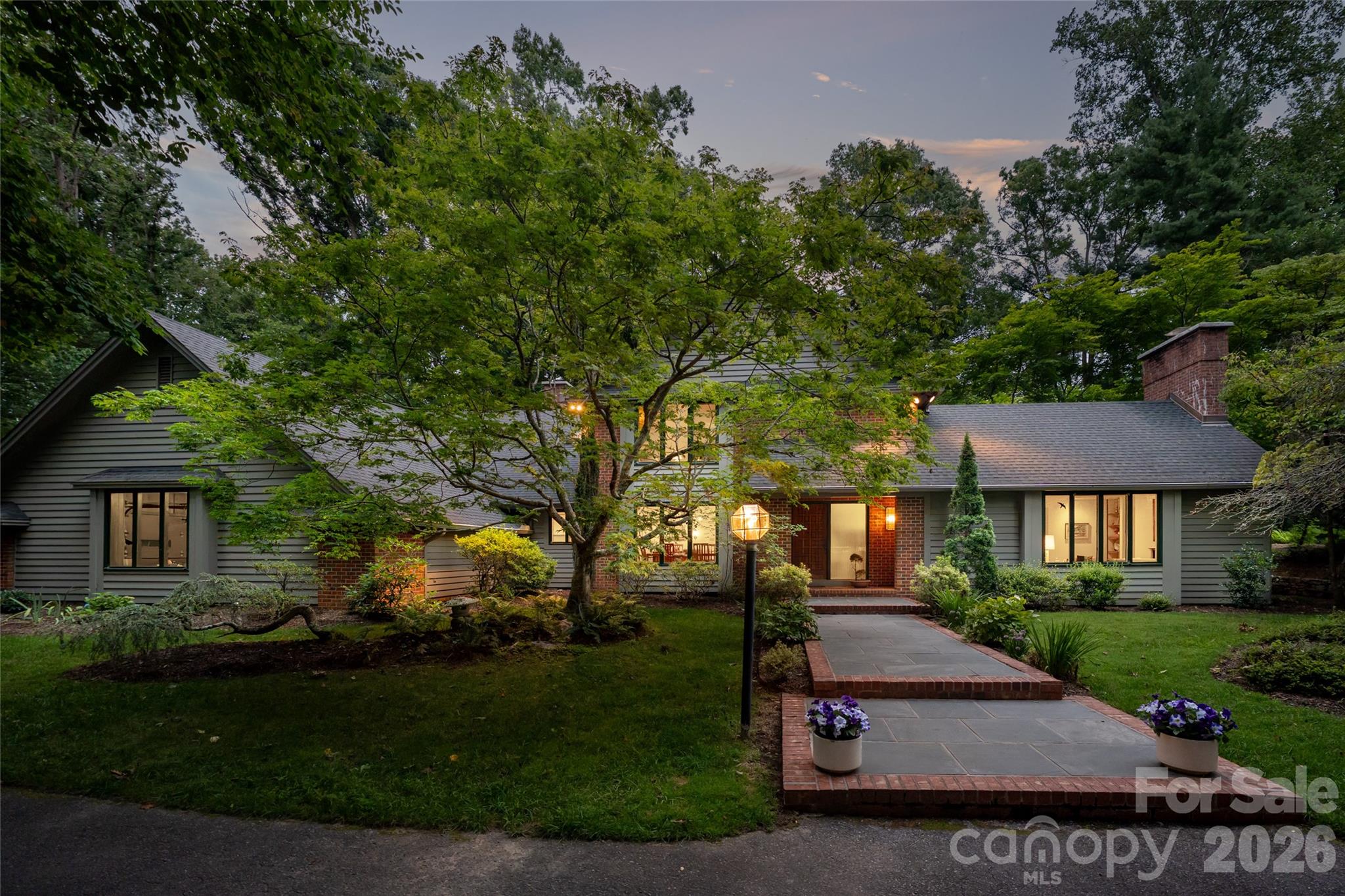 Single Family Residence at 12 Stuyvesant Crescent, Asheville, photo 37 of 45