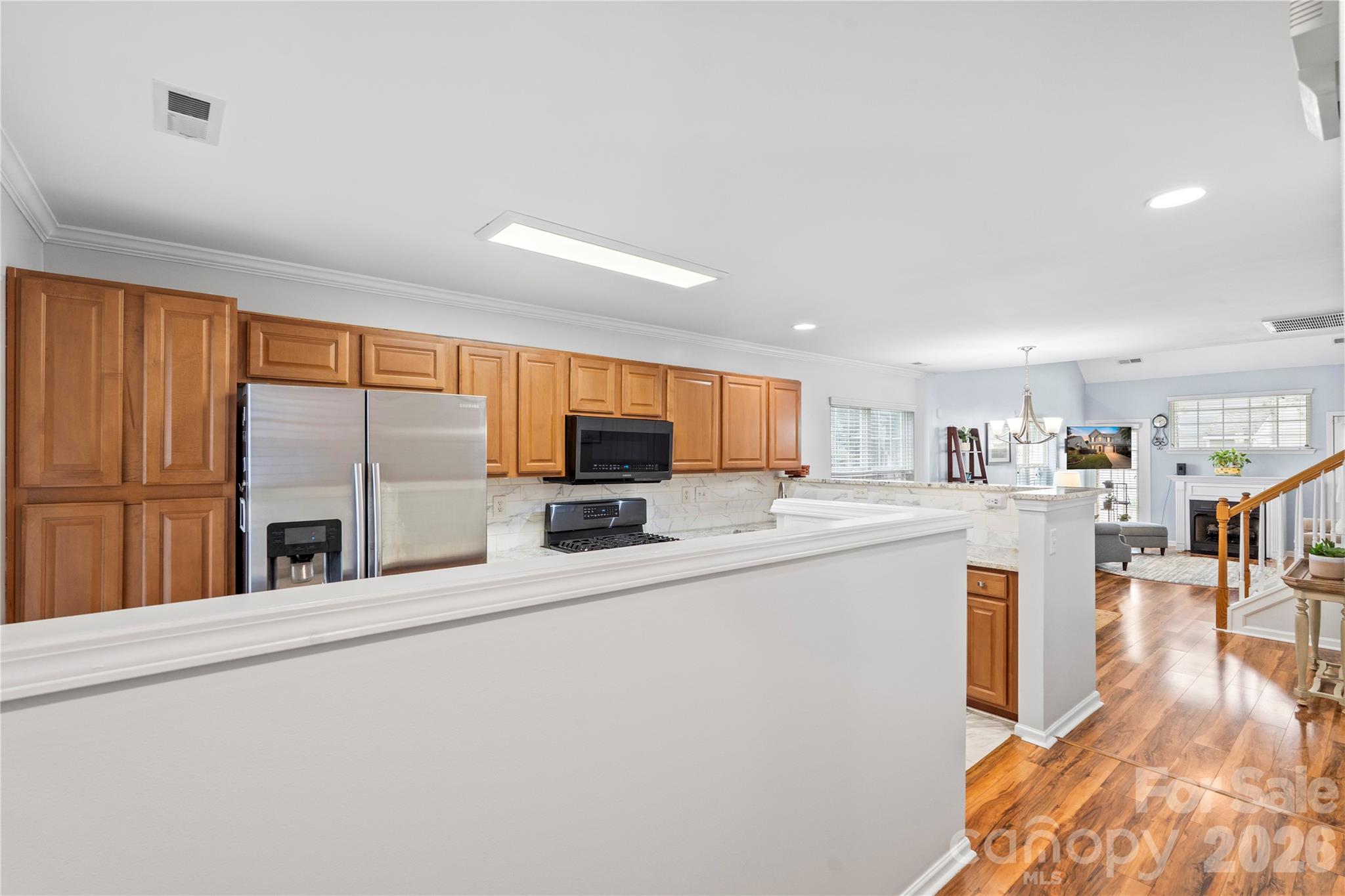 Townhouse at 806 Rock Lake Glen, Fort Mill, photo 7 of 48