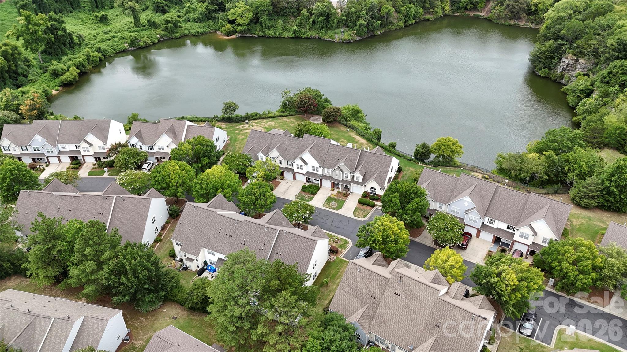 Townhouse at 806 Rock Lake Glen, Fort Mill, photo 46 of 48