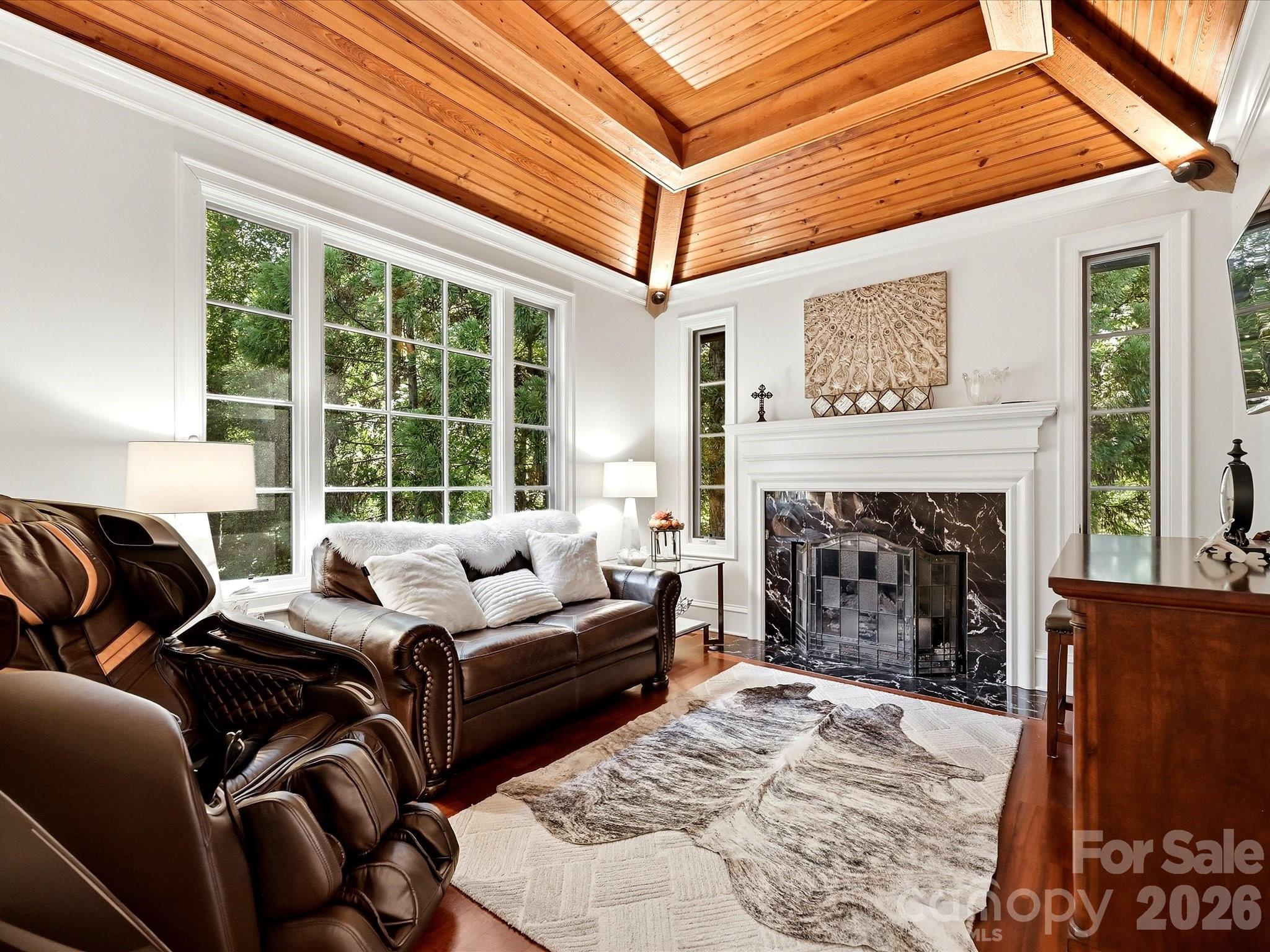 Cozy Den/Cigar Room with beautifully detailed pine ceiling - 2320 Brawinal Court, Monroe