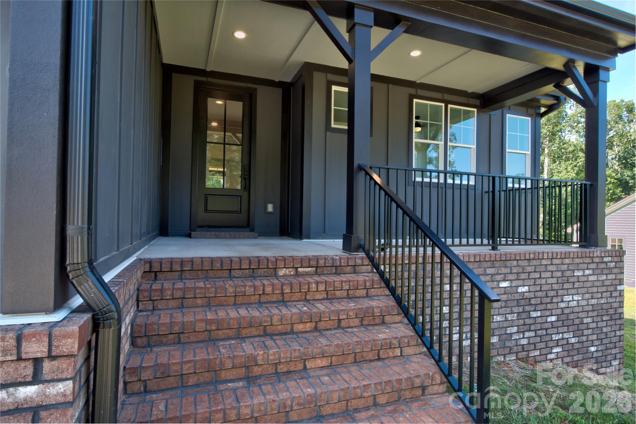 Front stairs - 3159 Timber Run Lane, Maiden