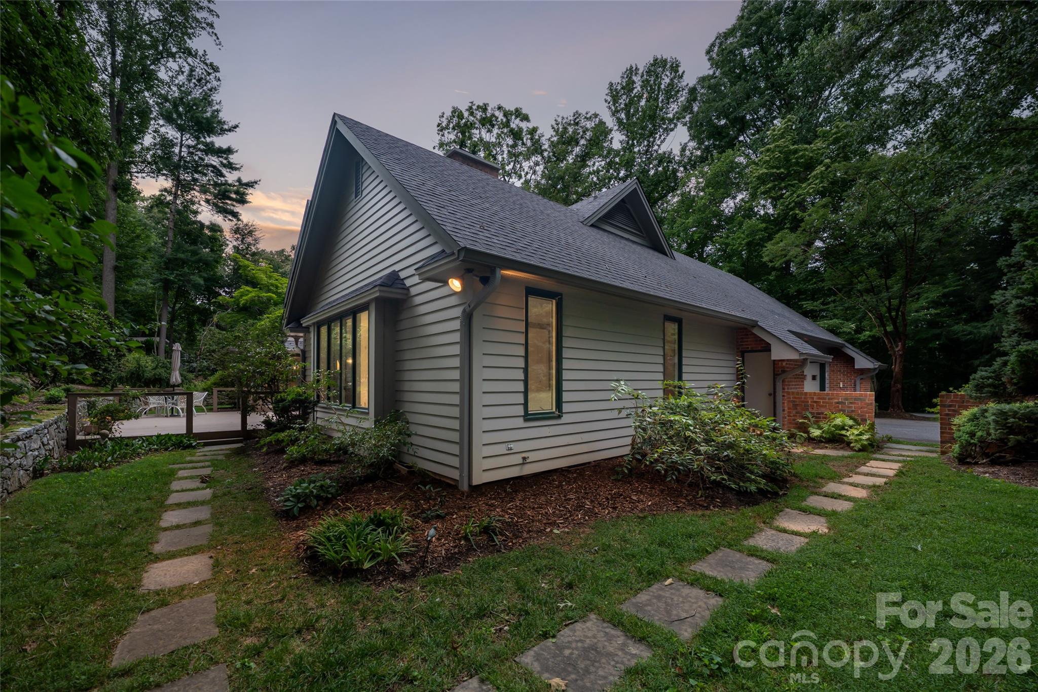Single Family Residence at 12 Stuyvesant Crescent, Asheville, photo 39 of 45