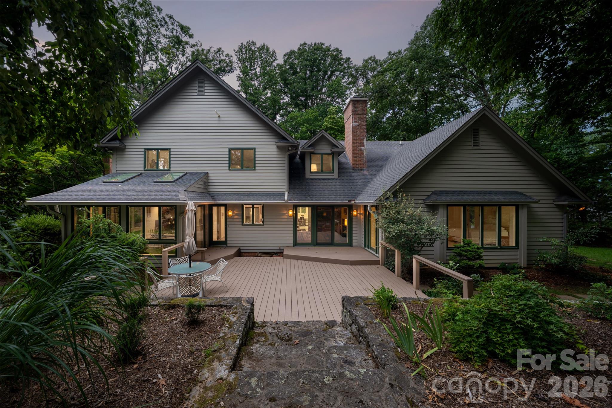 Single Family Residence at 12 Stuyvesant Crescent, Asheville, photo 2 of 45