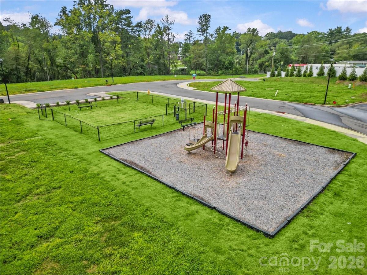 Townhouse at 75 Moon Haven Way, Arden, photo 29 of 29