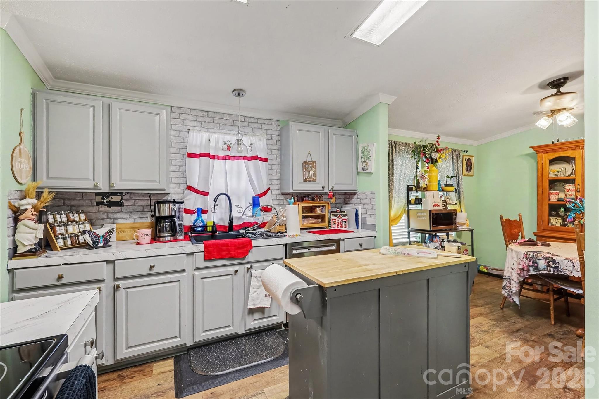 Single Family Residence at 1756 Martin Road, Kings Mountain, photo 13 of 32