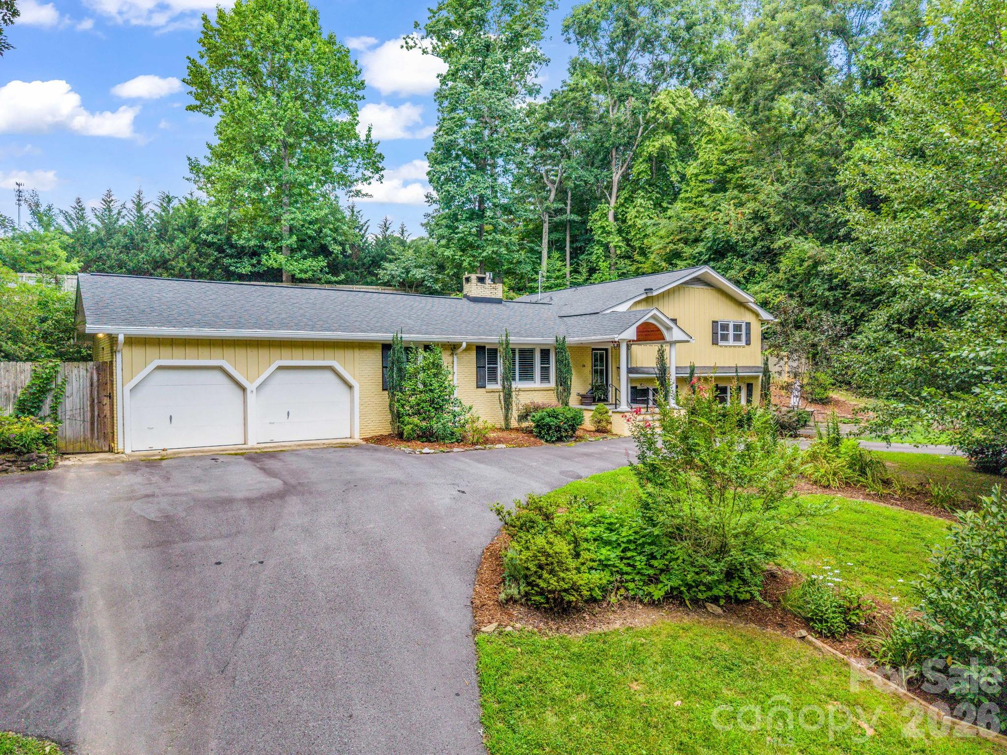 Single Family Residence at 111 Dogwood Drive, Black Mountain, photo 2 of 48