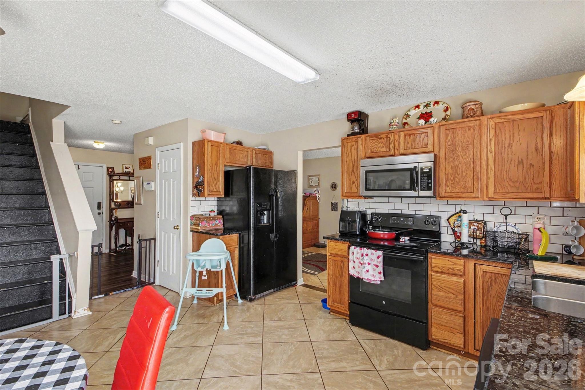 Single Family Residence at 2026 Edenderry Drive, Statesville, photo 10 of 30