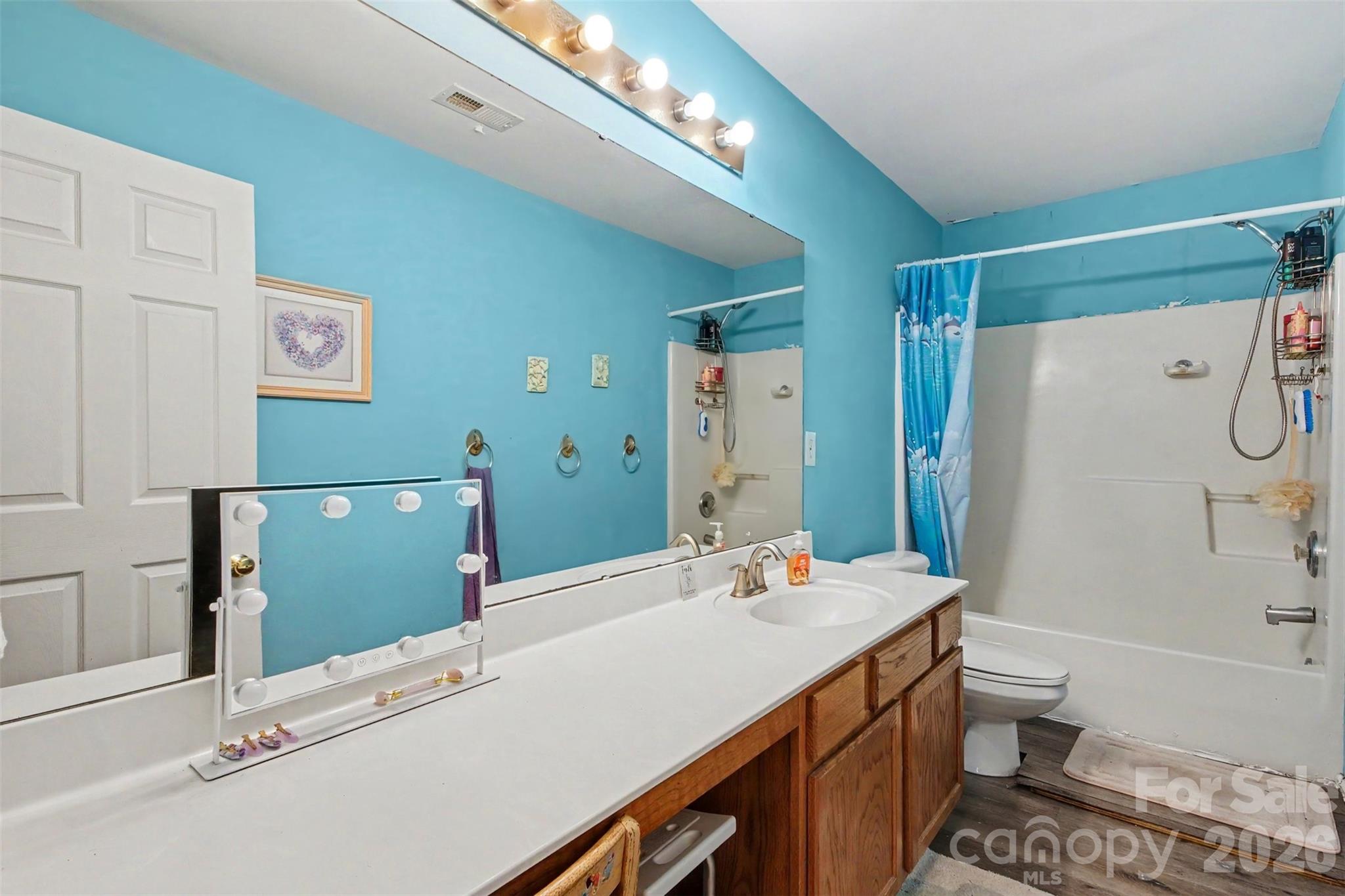 Single Family Residence at 2026 Edenderry Drive, Statesville, photo 19 of 30