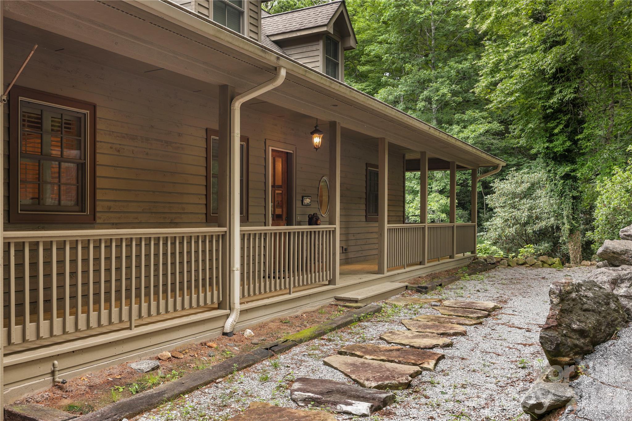 Single Family Residence at 911 Buckberry Drive N, Sapphire, photo 3 of 45