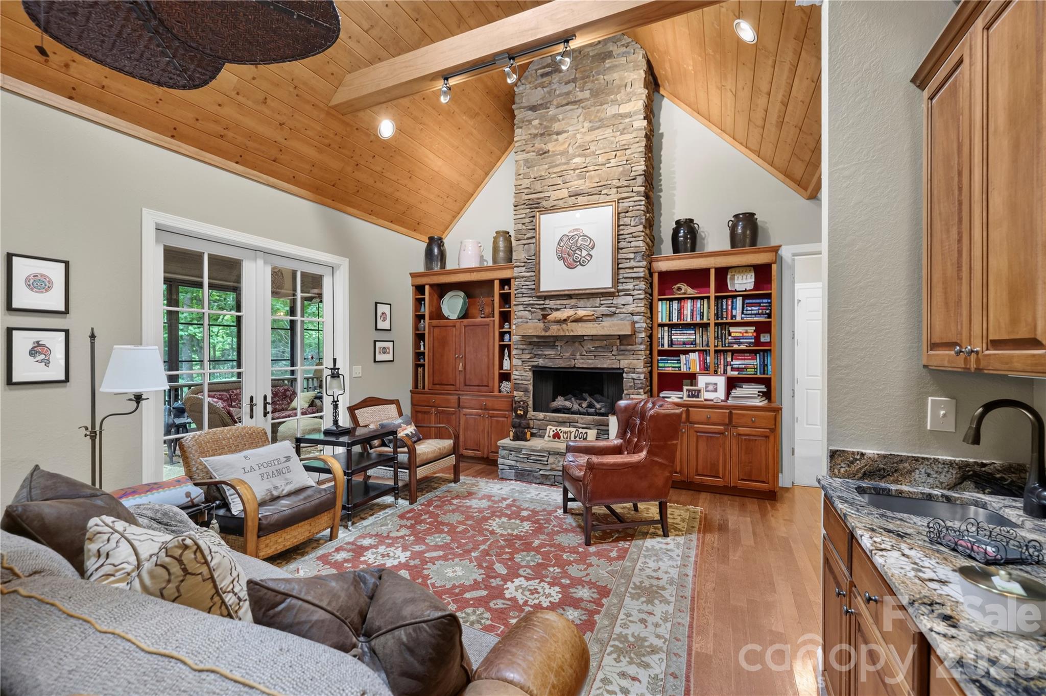 Single Family Residence at 911 Buckberry Drive N, Sapphire, photo 10 of 45