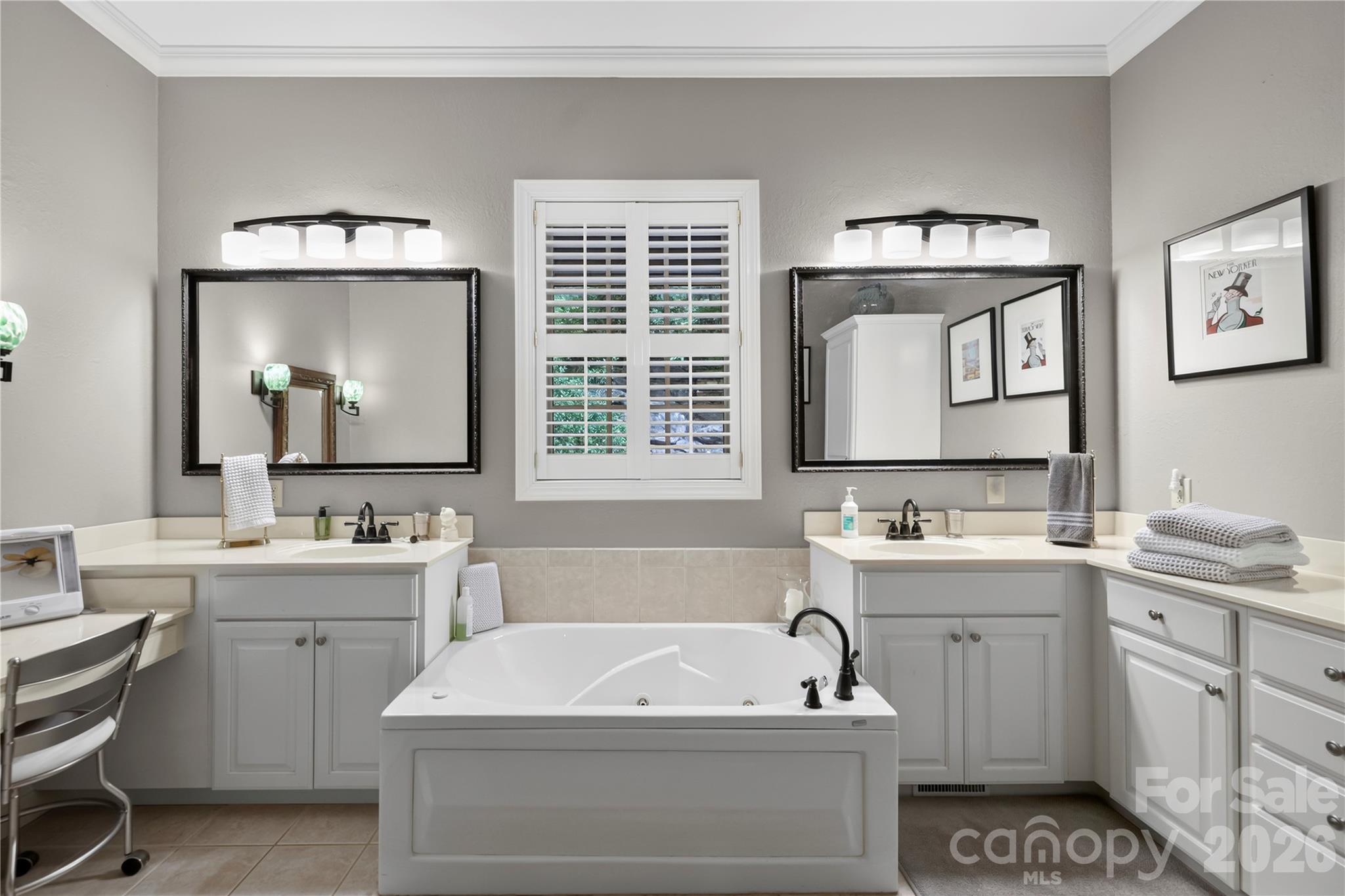 Single Family Residence at 911 Buckberry Drive N, Sapphire, photo 24 of 45