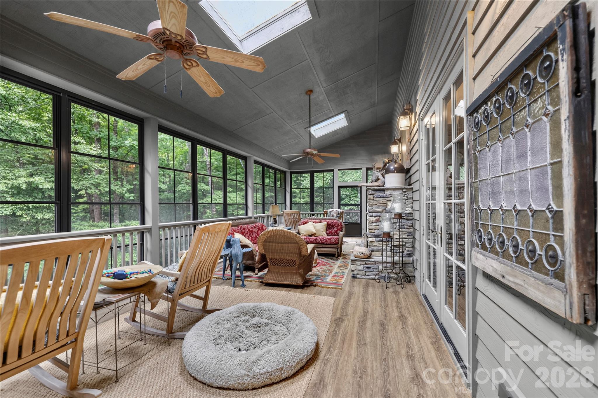 Single Family Residence at 911 Buckberry Drive N, Sapphire, photo 27 of 45