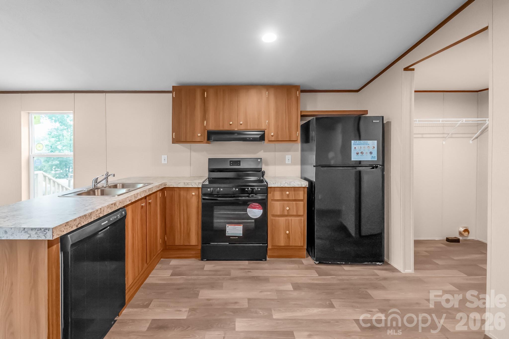 Single Family Residence at 7627 Kershaw Camden Highway, Kershaw, photo 11 of 45