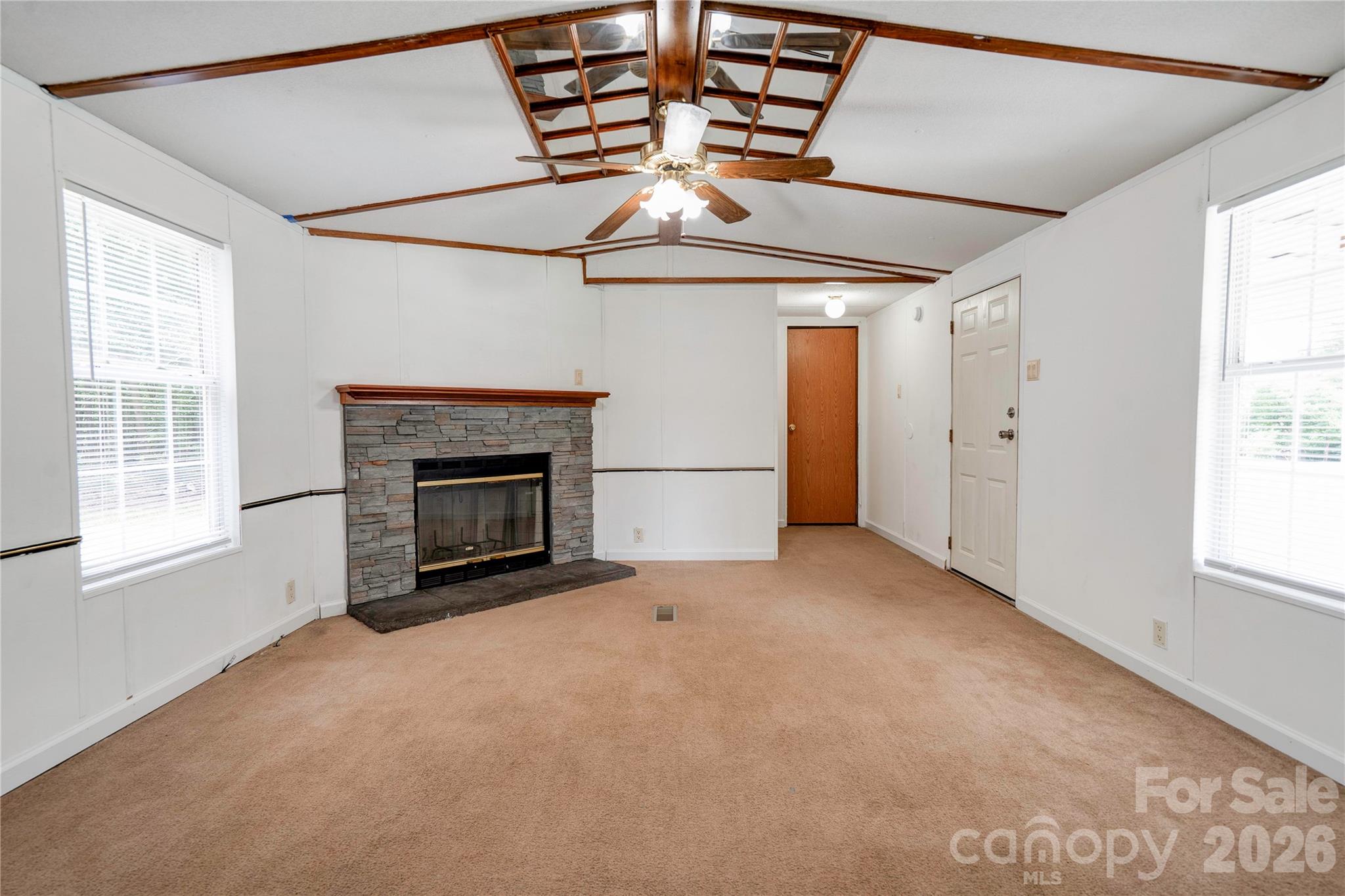 Living Room - 1726 Metcalf Road, Shelby