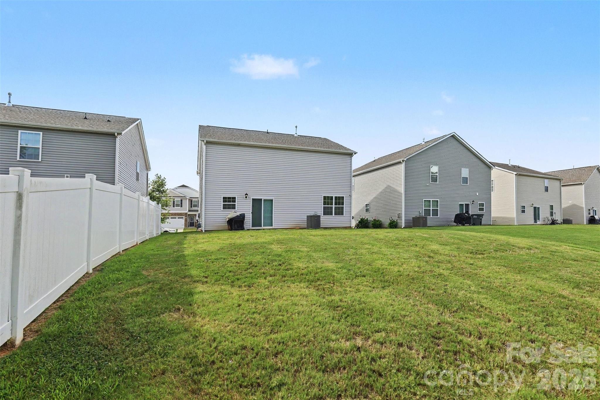 Single Family Residence at 7573 Stonehouse Drive, Gastonia, photo 20 of 21