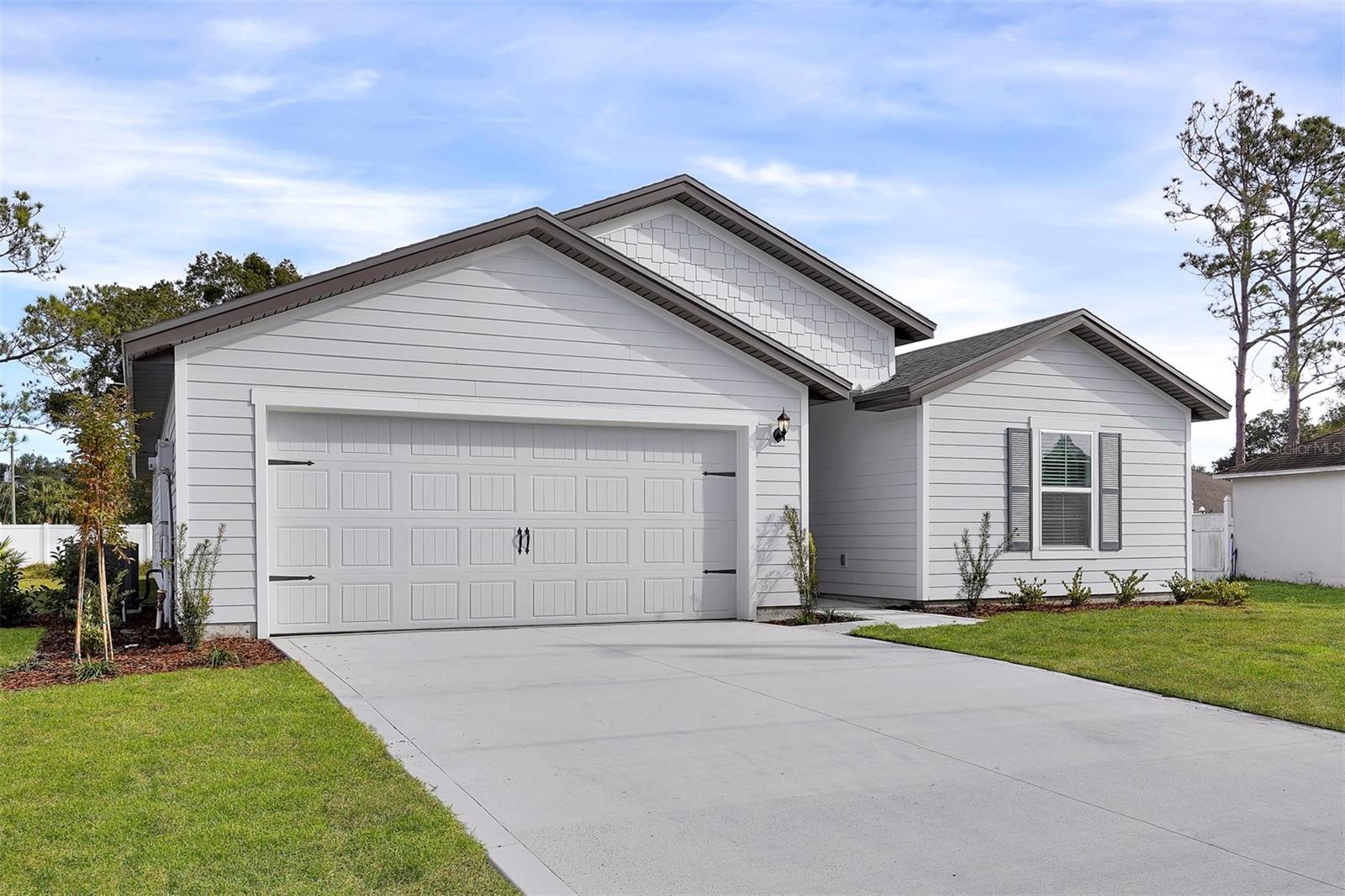 Single Family Residence at 19 PINEAPPLE DR, PALM COAST, photo 2 of 20