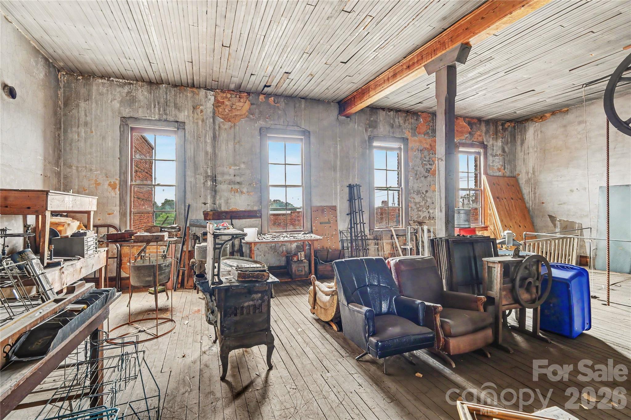 Second story - 111-115 N Main Street, Mooresville