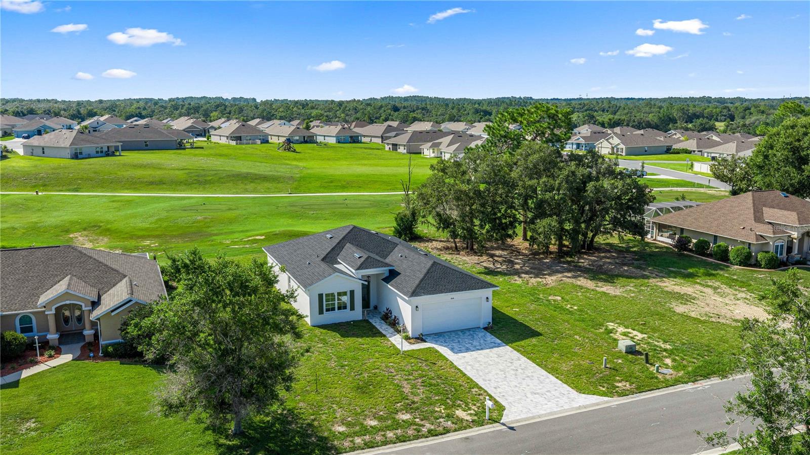 4816 N CRESTLINE DR