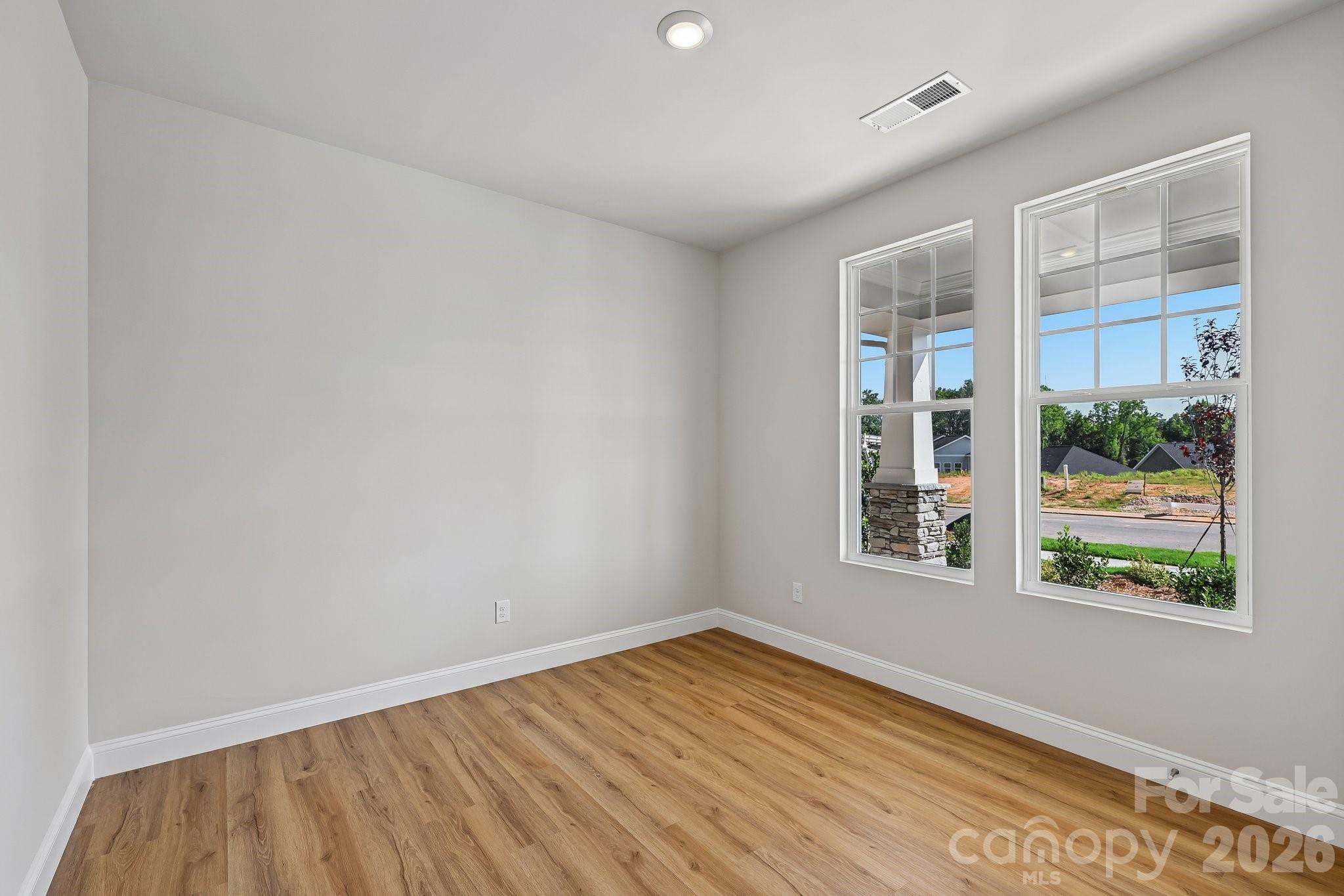 Single Family Residence at 534 Tates Trail, Gastonia, photo 7 of 27