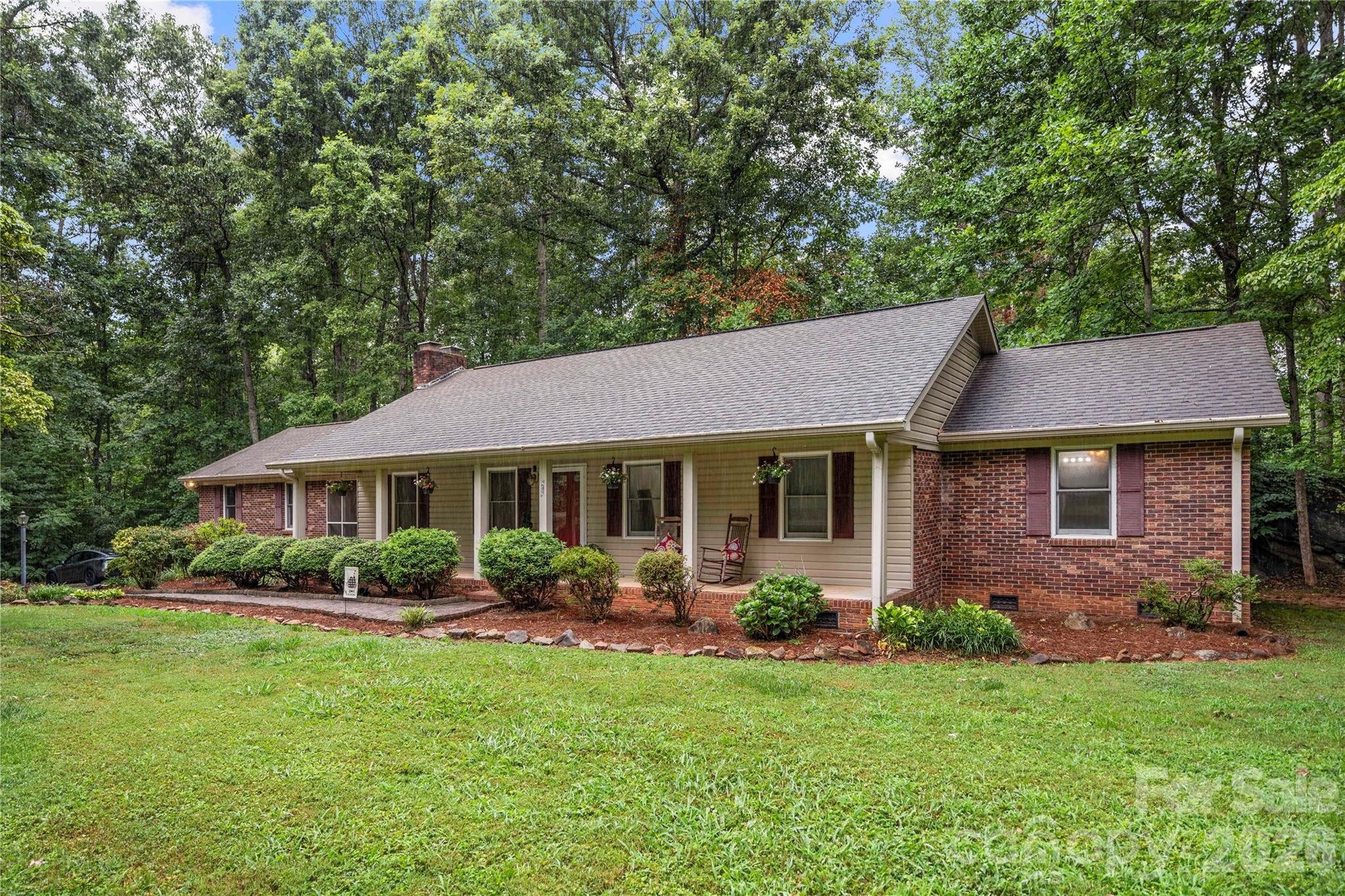 Single Family Residence at 101 Magnolia Drive, Mount Holly, photo 5 of 32